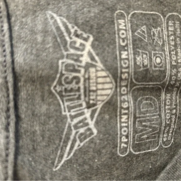 🌷Like new unisex medium First 1st Cavalry Division United States Army t shirt🌷 - Picture 4 of 4